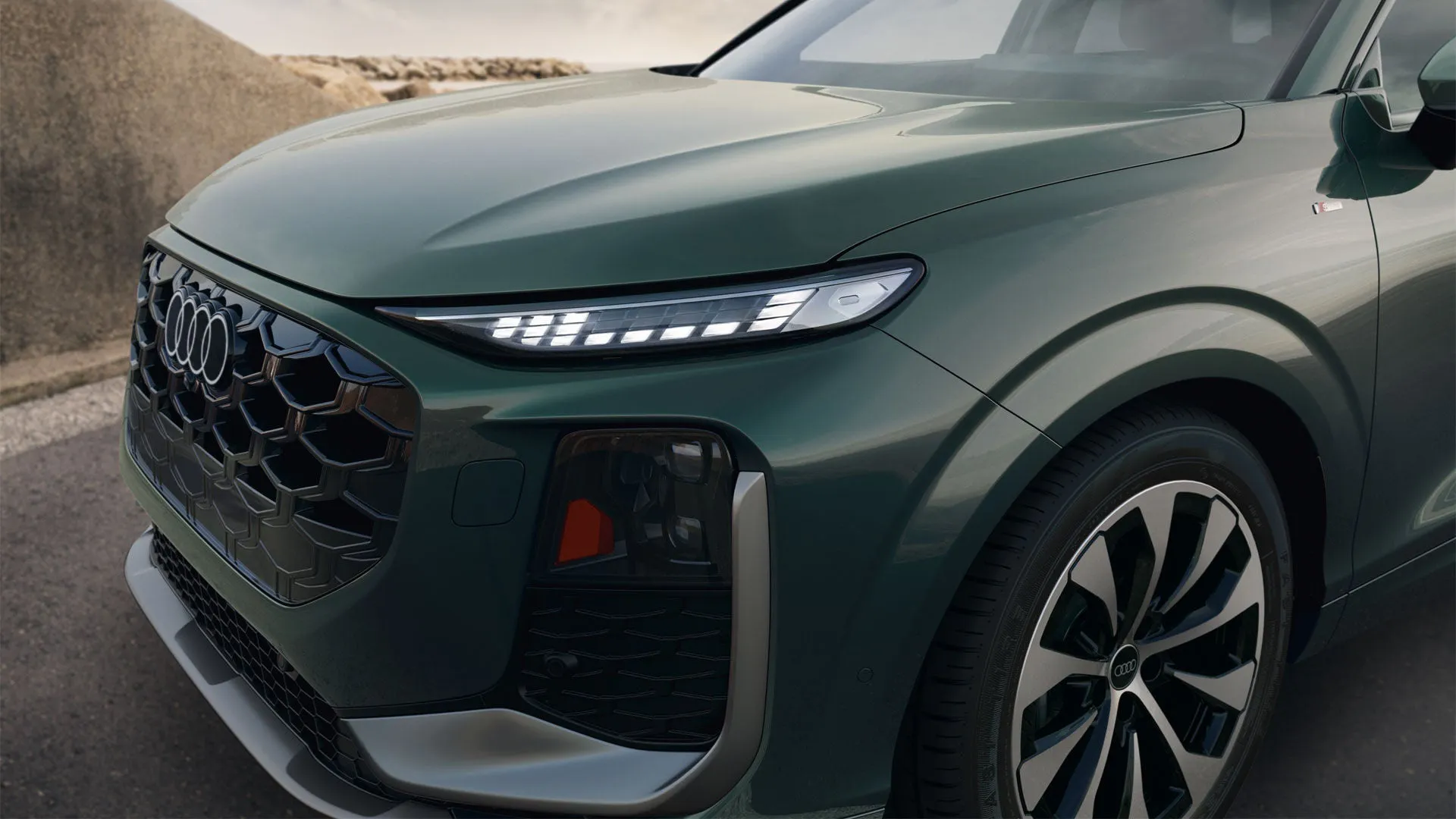 Close up on front of the Audi 2026 Q3.