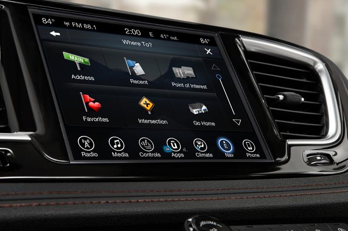 2017 Chrysler Pacifica, interior.jpg 2017 Chrysler Pacifica, interior