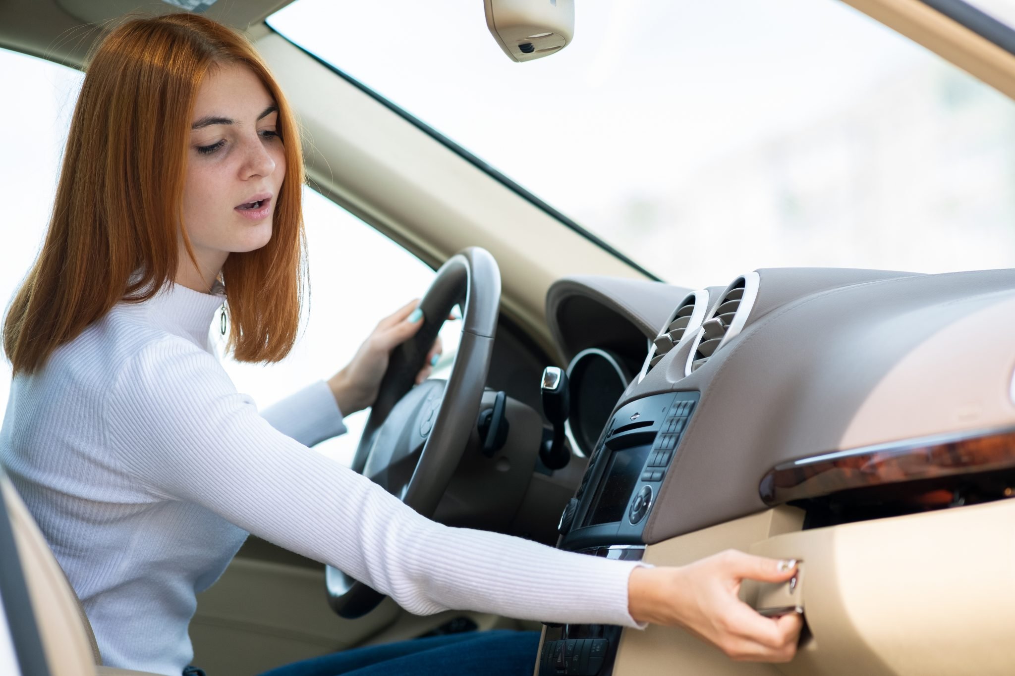 Items To Keep In Your Car’s Glove Compartment CarHub