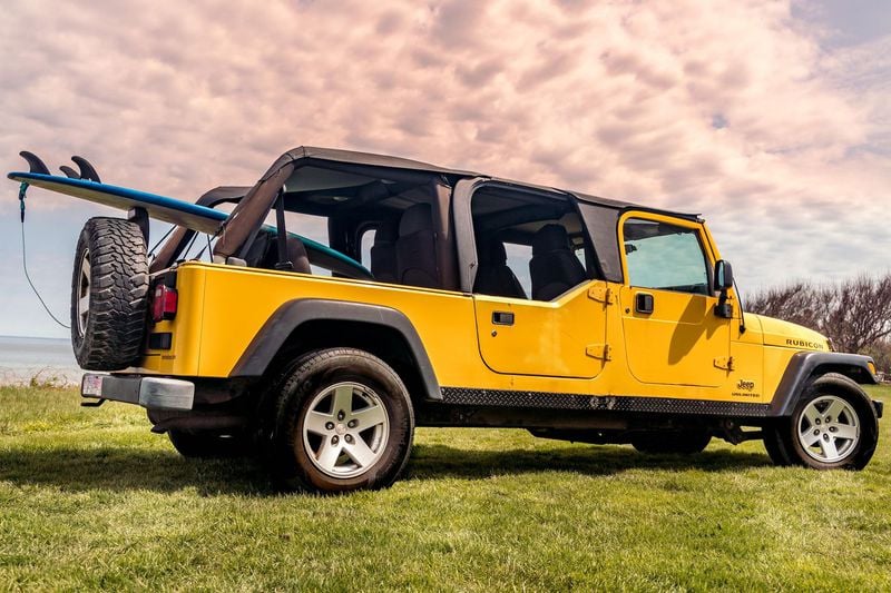 Third row jeep clearance wrangler