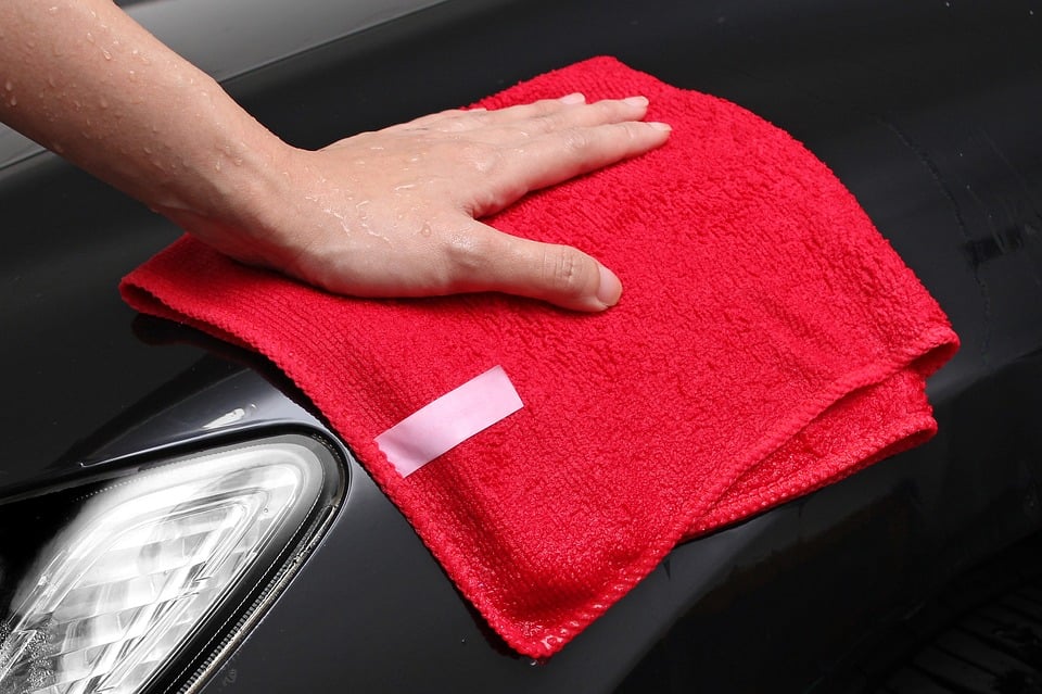 microfibre car cleaning