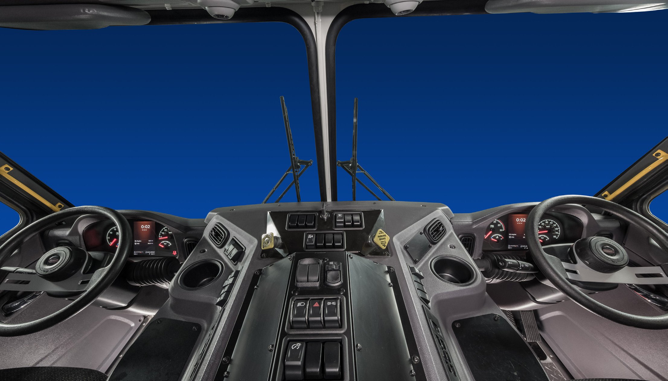 Model 520 - desktop - slide4