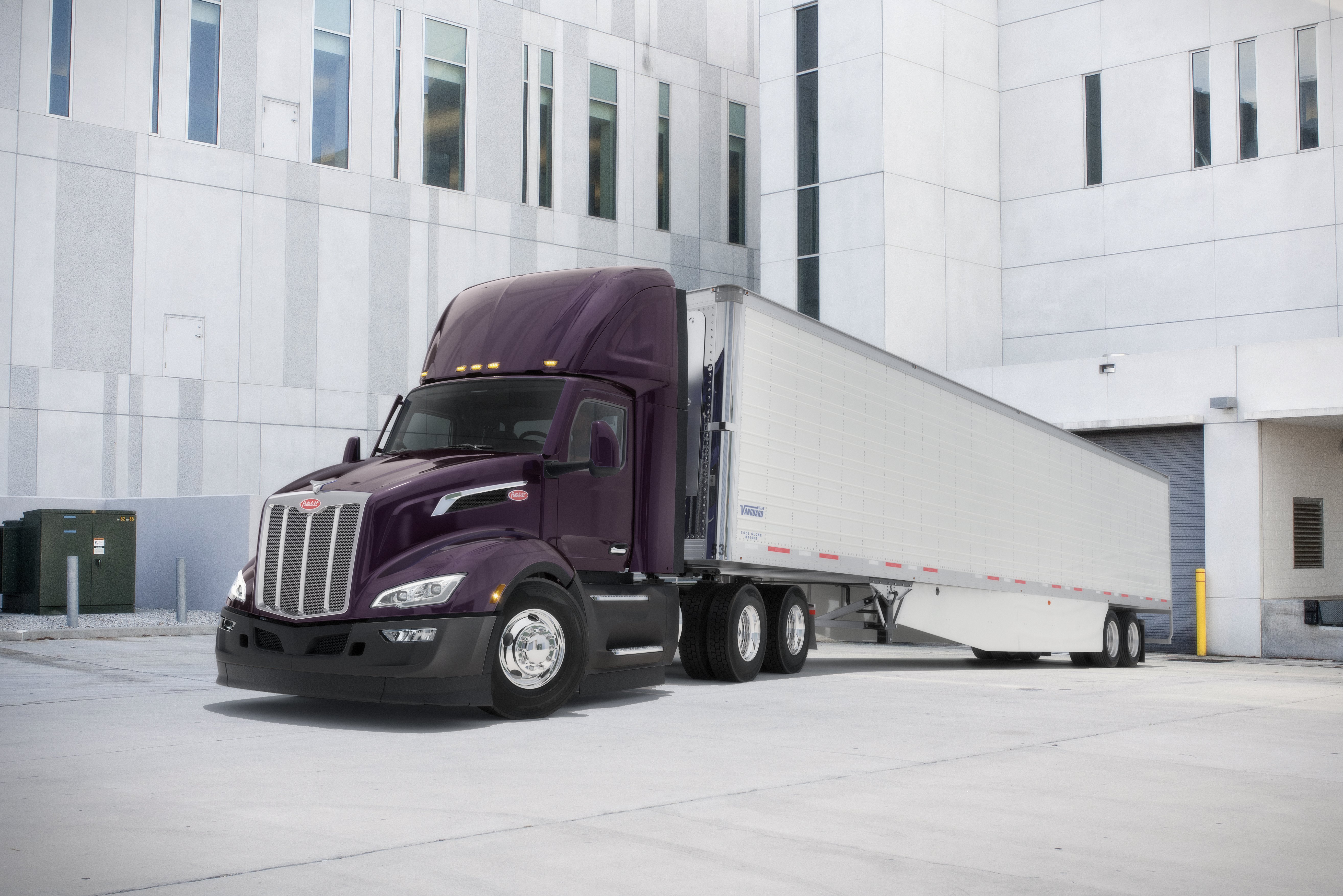 New 579 - desktop - slide4