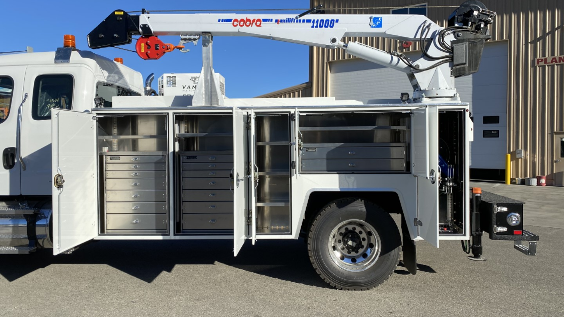 Heavy-Duty-Service-Truck-Calmont – 3 slider_widget-3-7