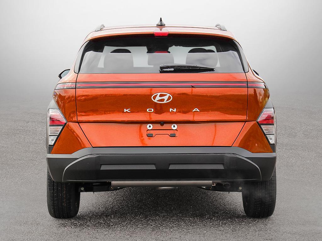 Kona 2026 orange Soultronic, vue arrière extérieure