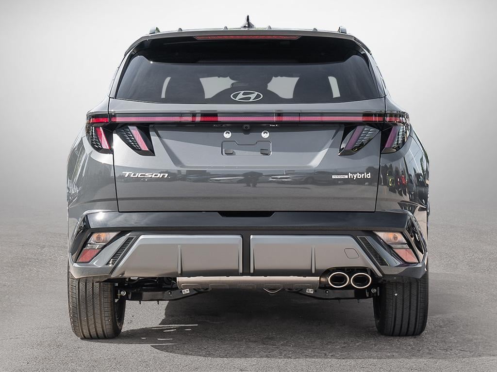 Vue arrière du Hyundai Tucson Hybrid N-Line AWD gris écotronique.