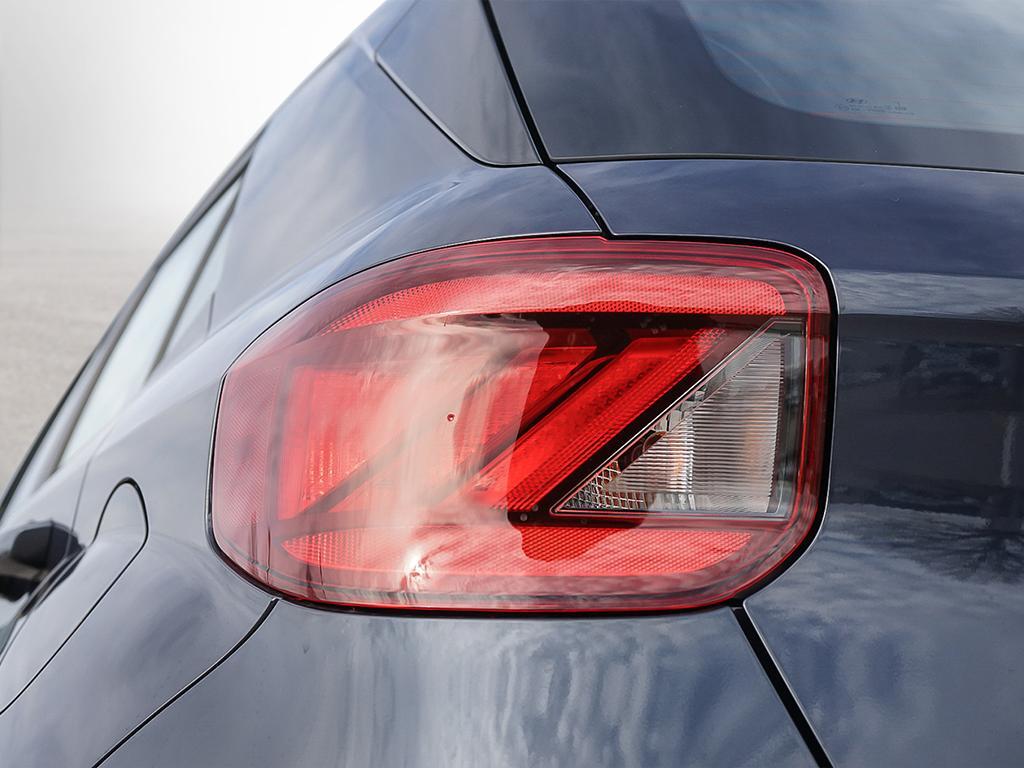 Gros plan d'un feu arrière stylisé