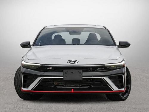 Face avant agressive de l'Elantra N 2026