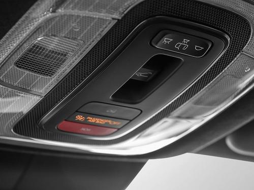 Console plafonnier et éclairage