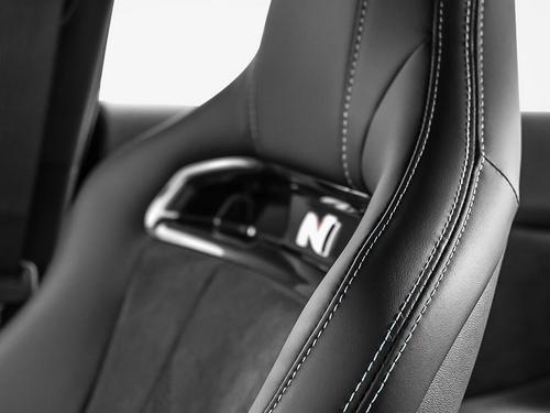 Siège baquet N cuir et suède