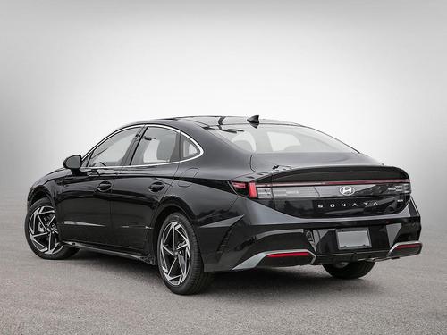 Vue arrière trois-quarts Sonata AWD