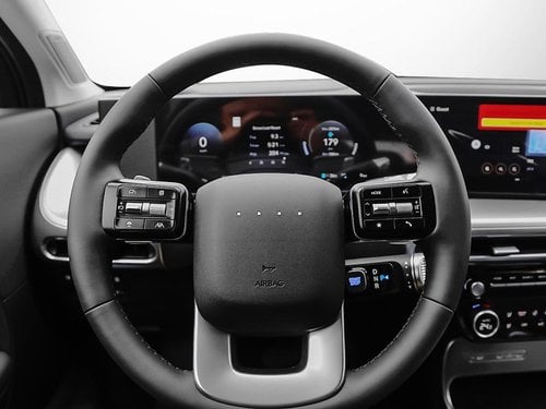 Volant cuir et commandes du Hyundai IONIQ 9 2026