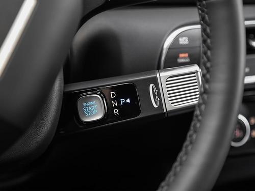Sélecteur de rapports électronique et bouton ENGINE START/STOP du Palisade Hybride 2026 Luxury, console centrale épurée et moderne pour une expérience de conduite hybride premium