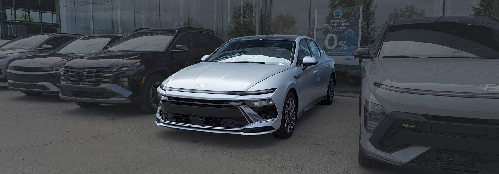 2026 Sonata Preferred Hybrid available for a test drive at 8750 Taschereau Boulevard in Brossard