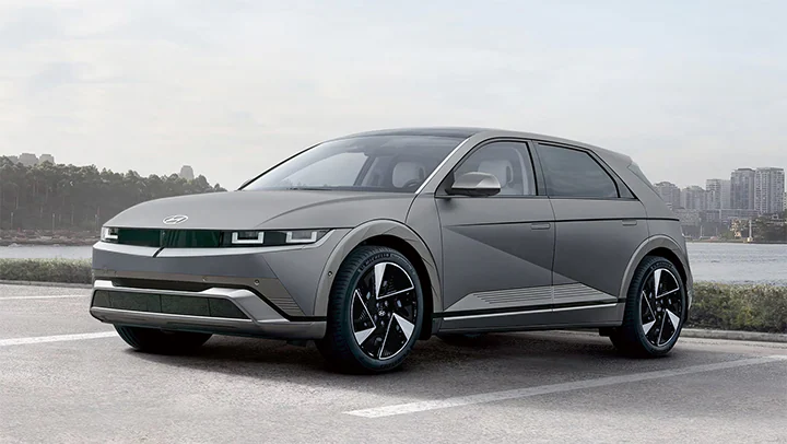 Side exterior view of Hyundai IONIQ 5