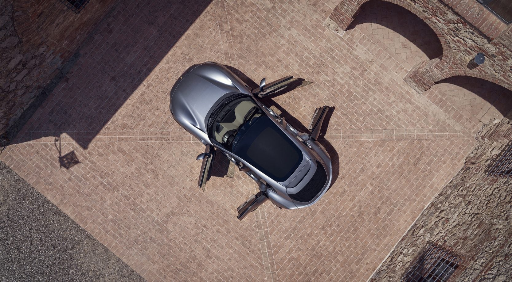 Ferrari Purosangue 1