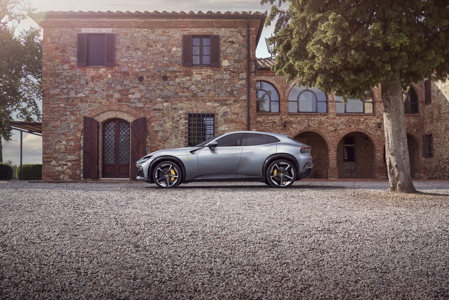 Ferrari Purosangue 2